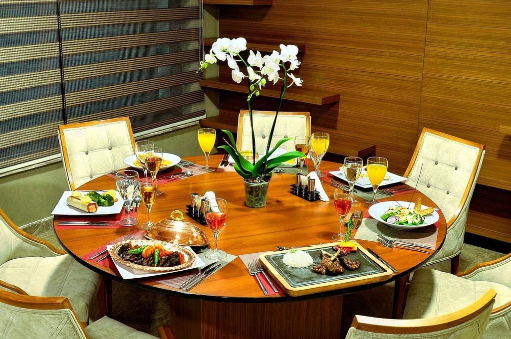 Starton Hotel Ankara Buitenkant foto